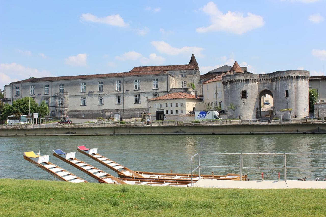 Ibis Budget Cognac Chateaubernard ภายนอก รูปภาพ
