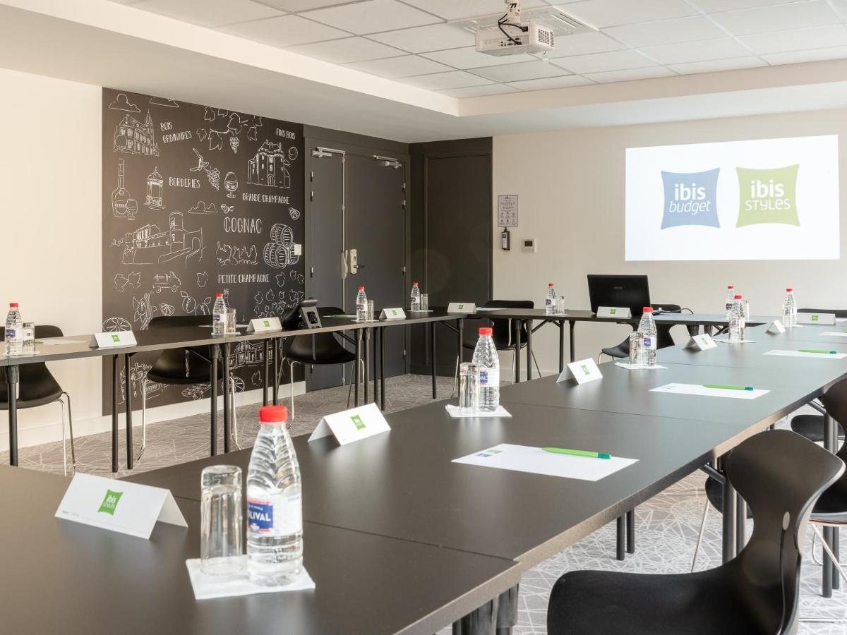 Ibis Budget Cognac Chateaubernard ภายนอก รูปภาพ
