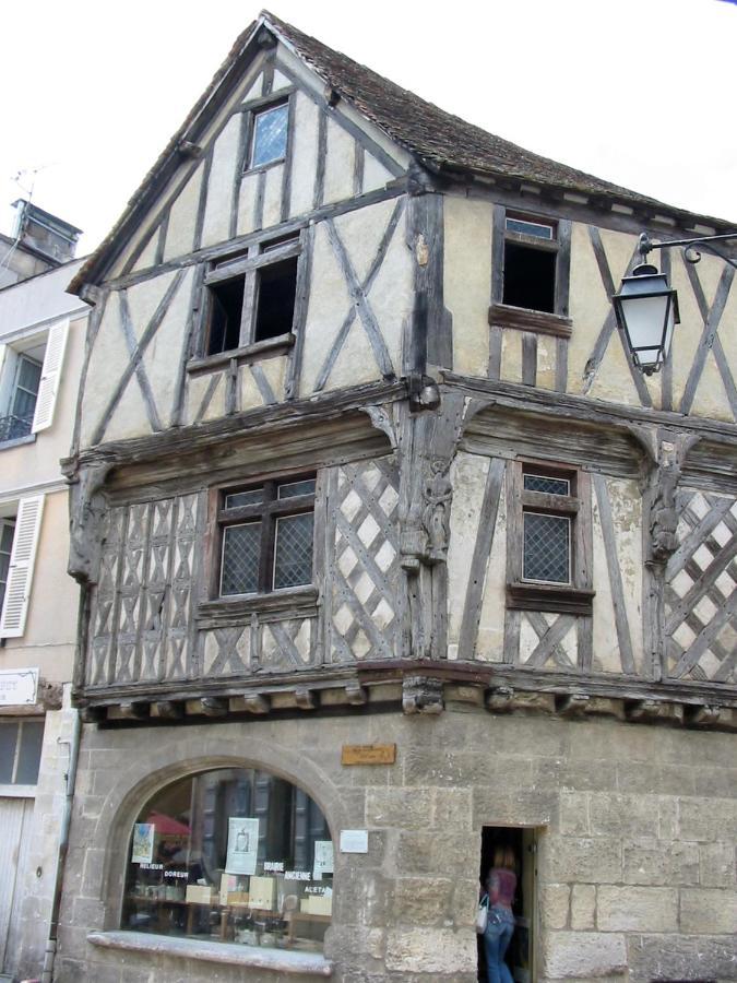 Ibis Budget Cognac Chateaubernard ภายนอก รูปภาพ