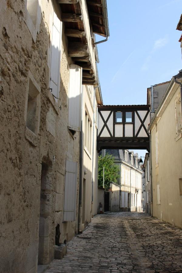 Ibis Budget Cognac Chateaubernard ภายนอก รูปภาพ