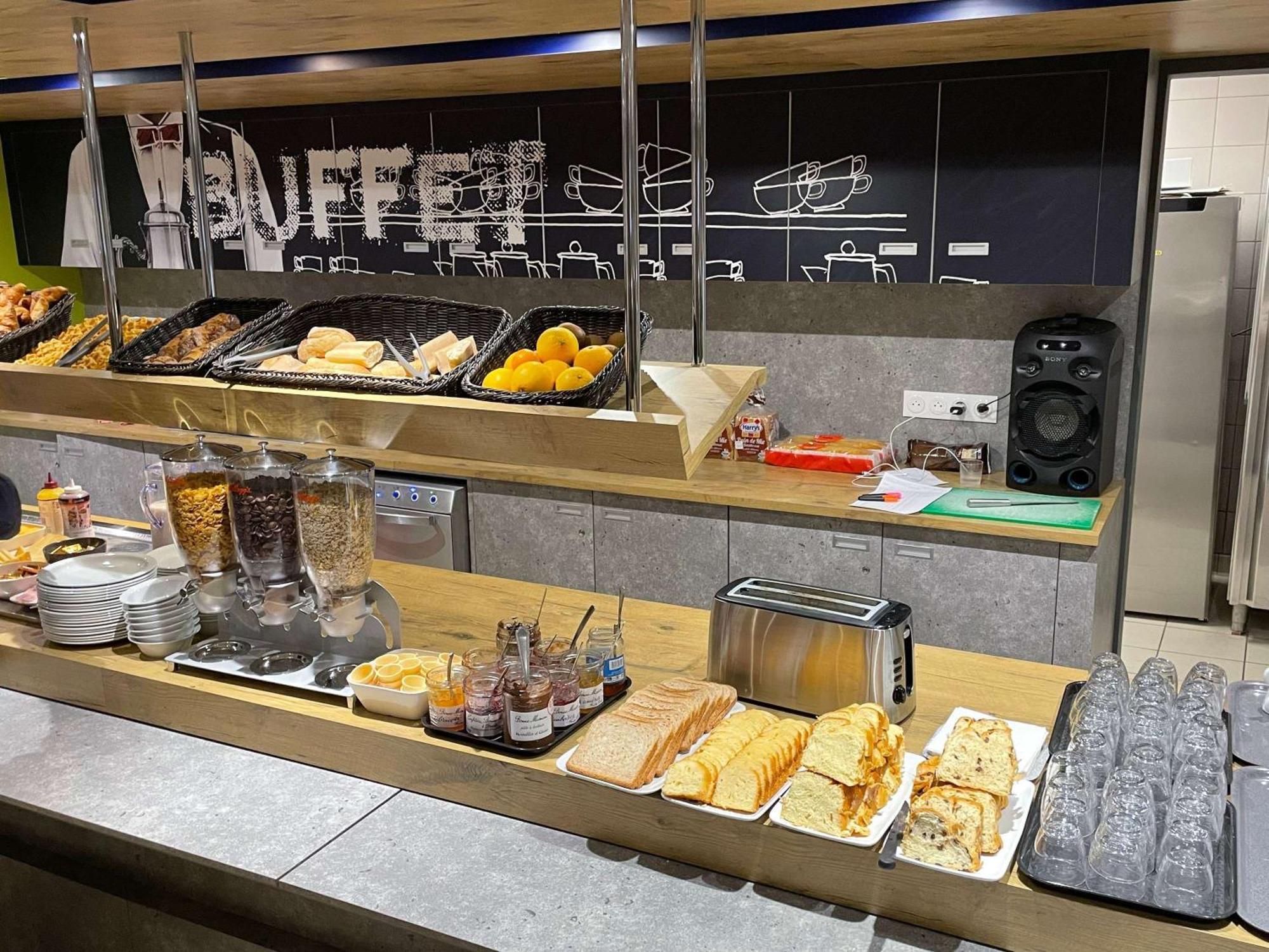 Ibis Budget Cognac Chateaubernard ภายนอก รูปภาพ