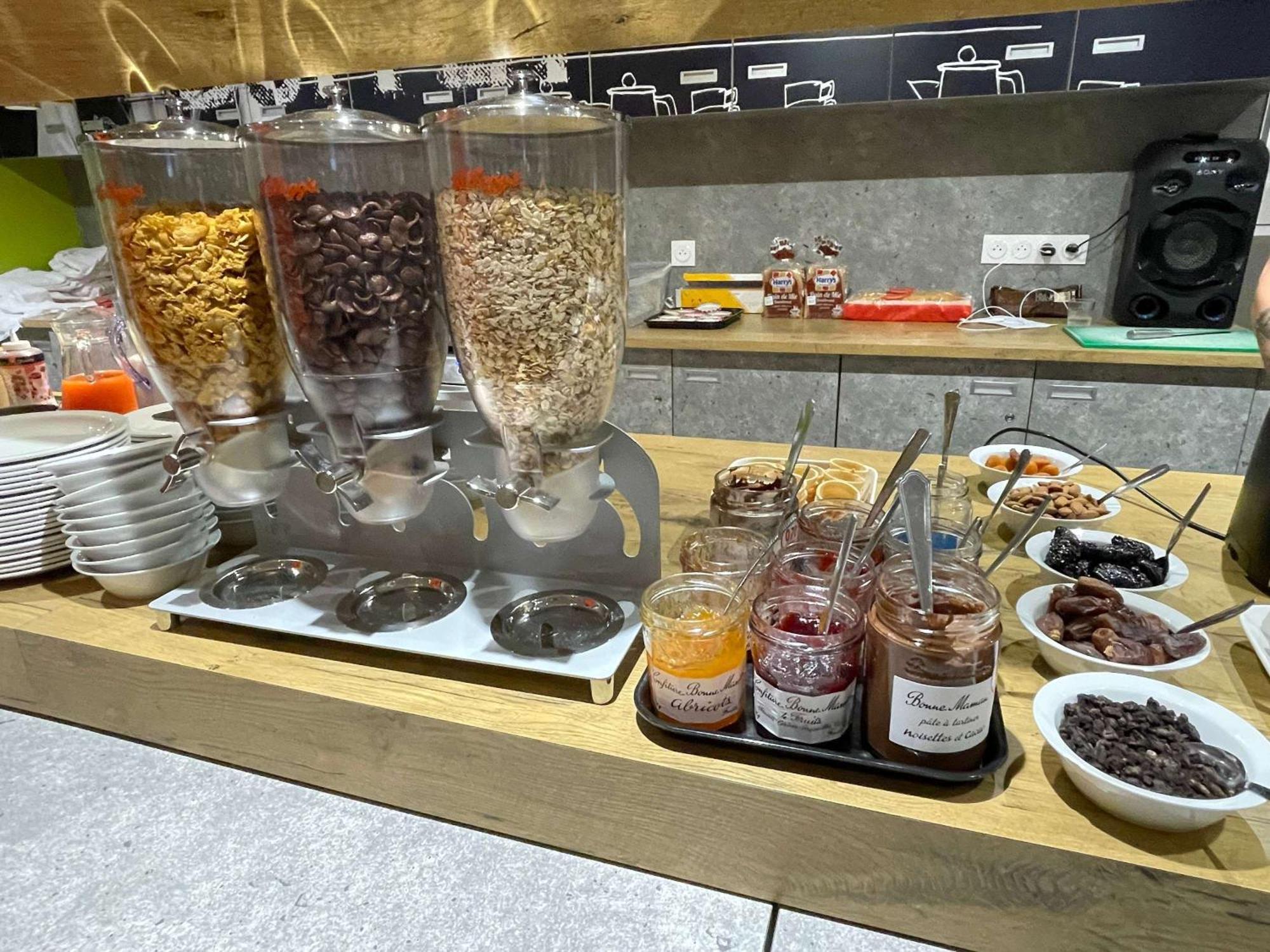 Ibis Budget Cognac Chateaubernard ภายนอก รูปภาพ